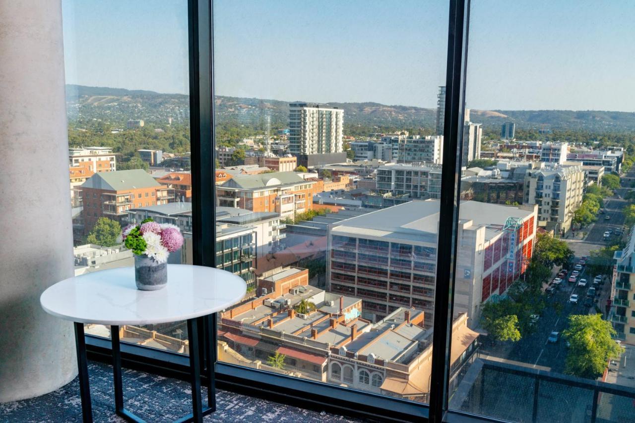Hotel Crowne Plaza Adelaide By Ihg Esterno foto