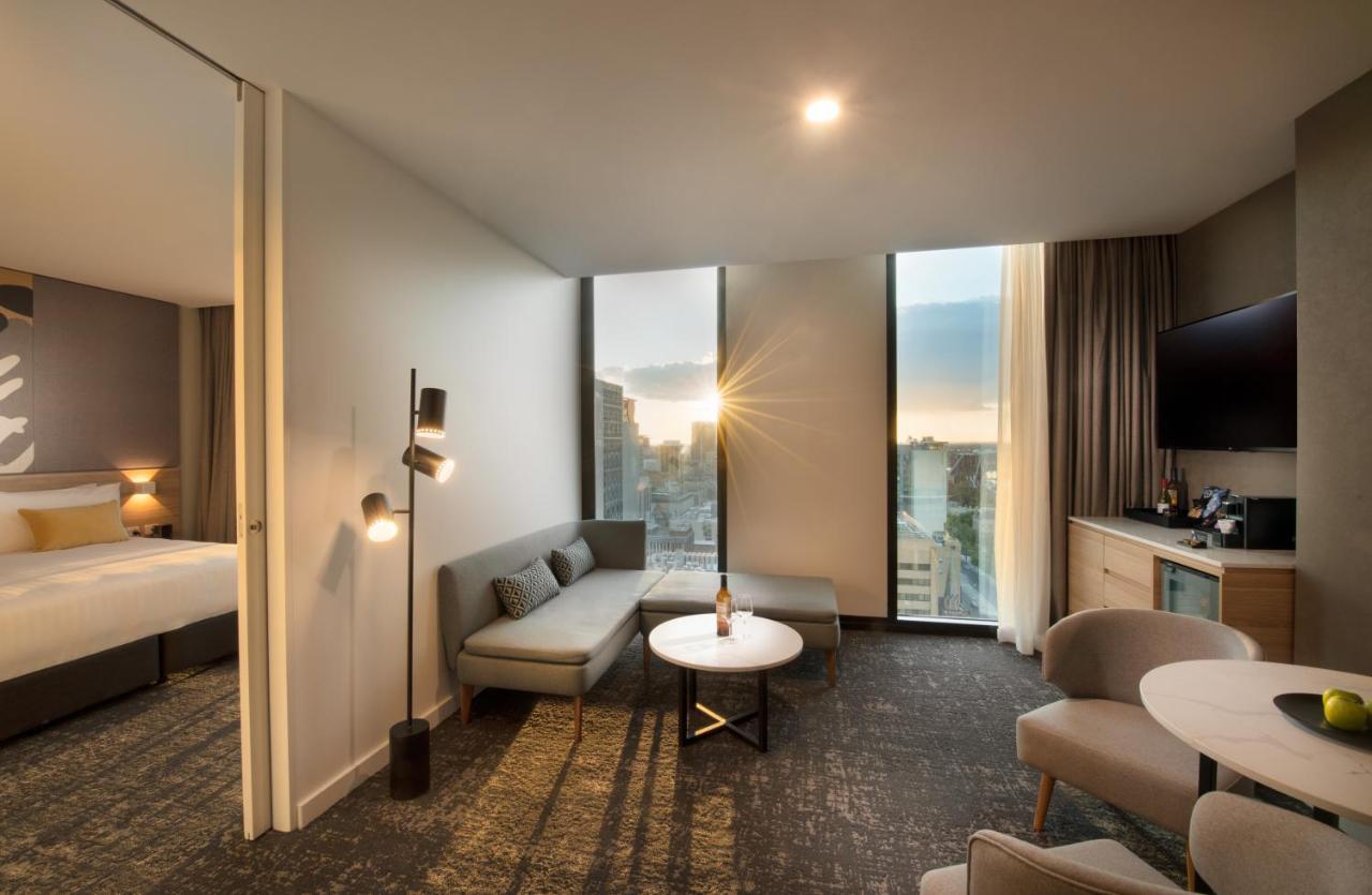 Hotel Crowne Plaza Adelaide By Ihg Esterno foto