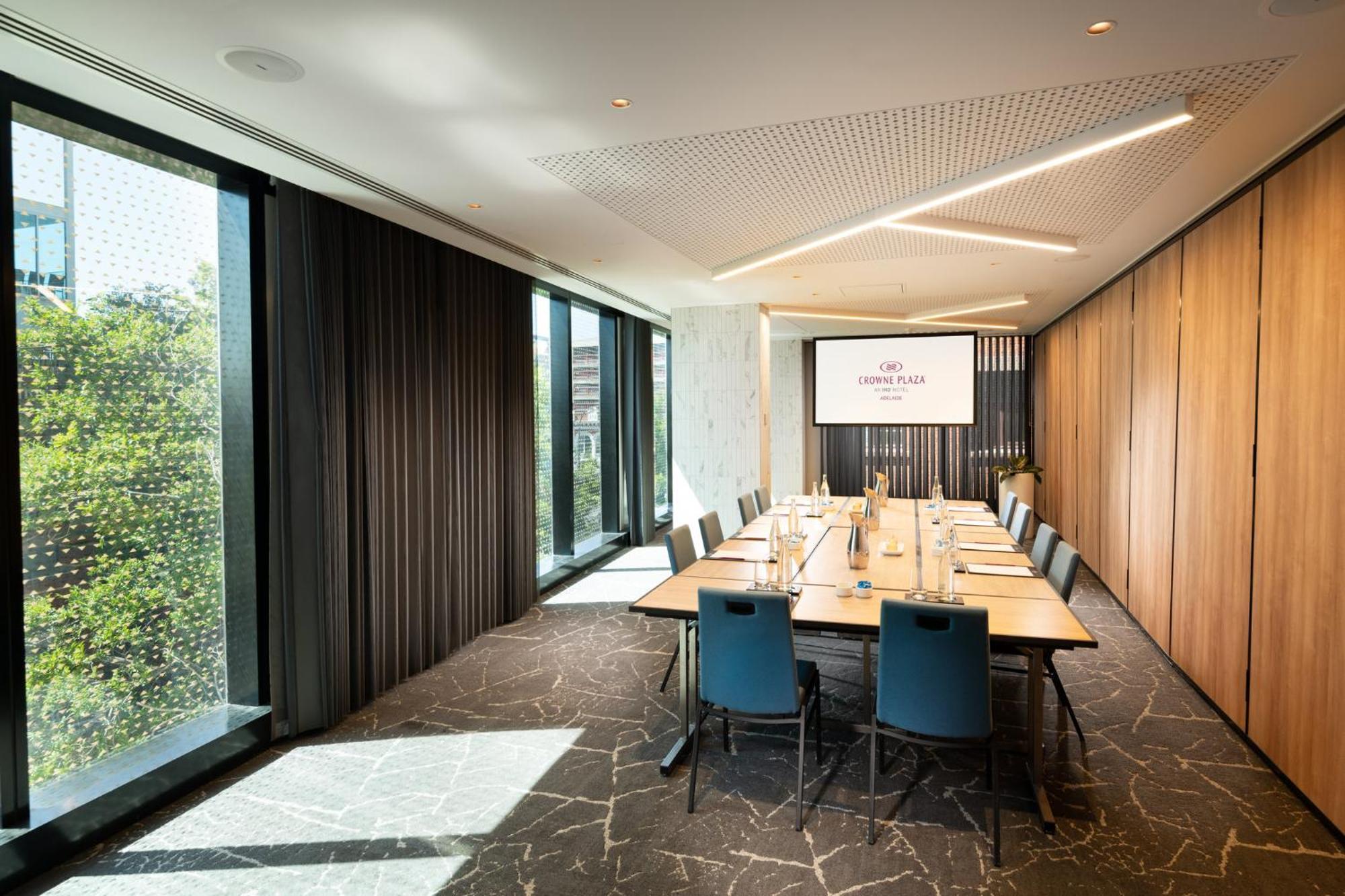 Hotel Crowne Plaza Adelaide By Ihg Esterno foto